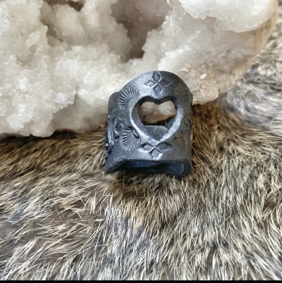 buffalo girl Jewelry - Buffalo Girl Black Heart Leather Tooled Ring